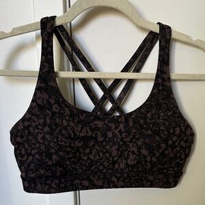 lululemon medium-support Energy Bra, black/brown floral, size 8